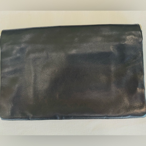 GUCCI Authentic Vintage Black Leather Clutch, Crossbody, Shoulder Bag. - Picture 7 of 13